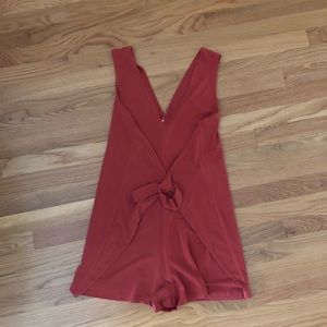 Sleeveless waist tie romper